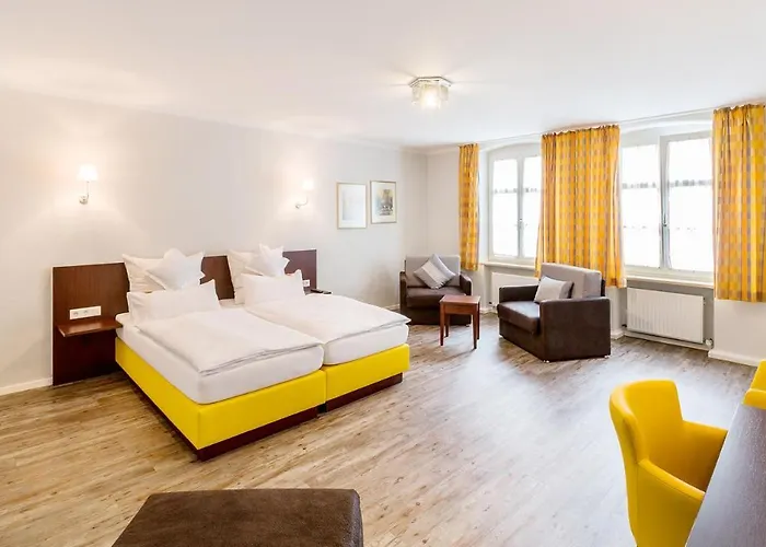 Altstadt-hotel *