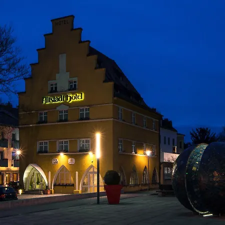 Altstadt-hotel *
