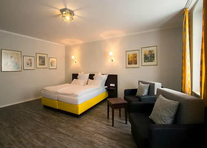 Altstadt-hotel Hotel *